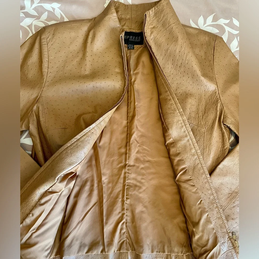 Ladies jacket - Picture 4 of 5